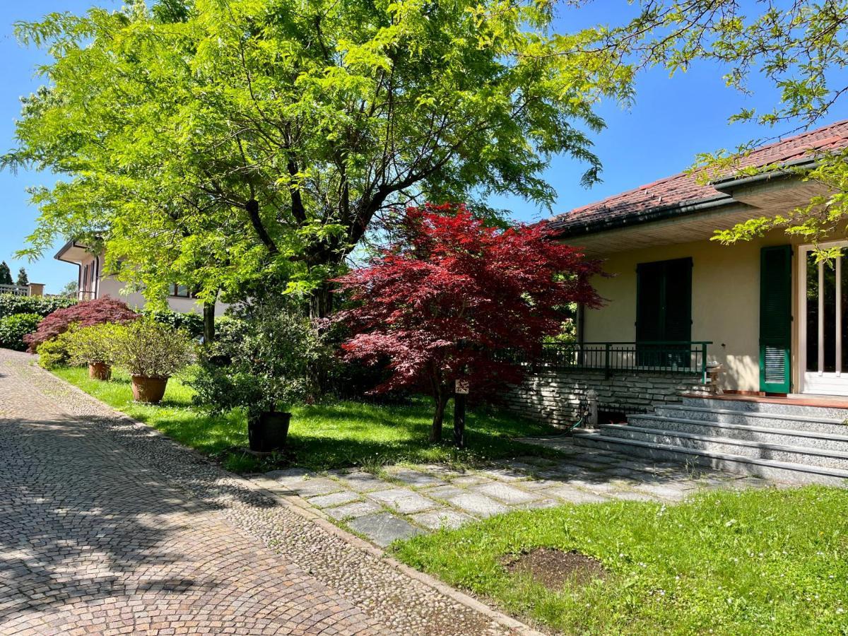 Lukas Home Con Il Cuore Appartamento 3 Camere Al Piano Terra E Appartamento 1 Camera In Taverna Merone エクステリア 写真