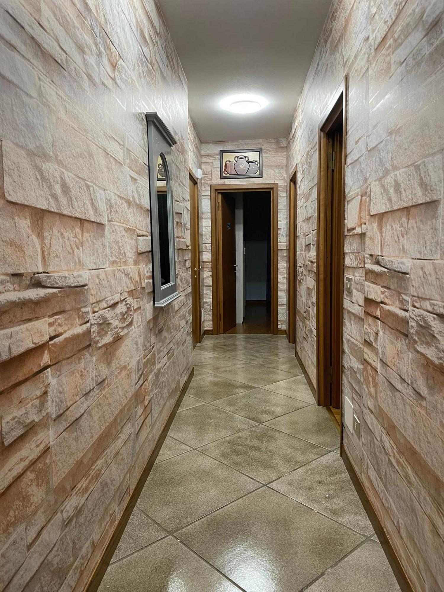Lukas Home Con Il Cuore Appartamento 3 Camere Al Piano Terra E Appartamento 1 Camera In Taverna Merone エクステリア 写真